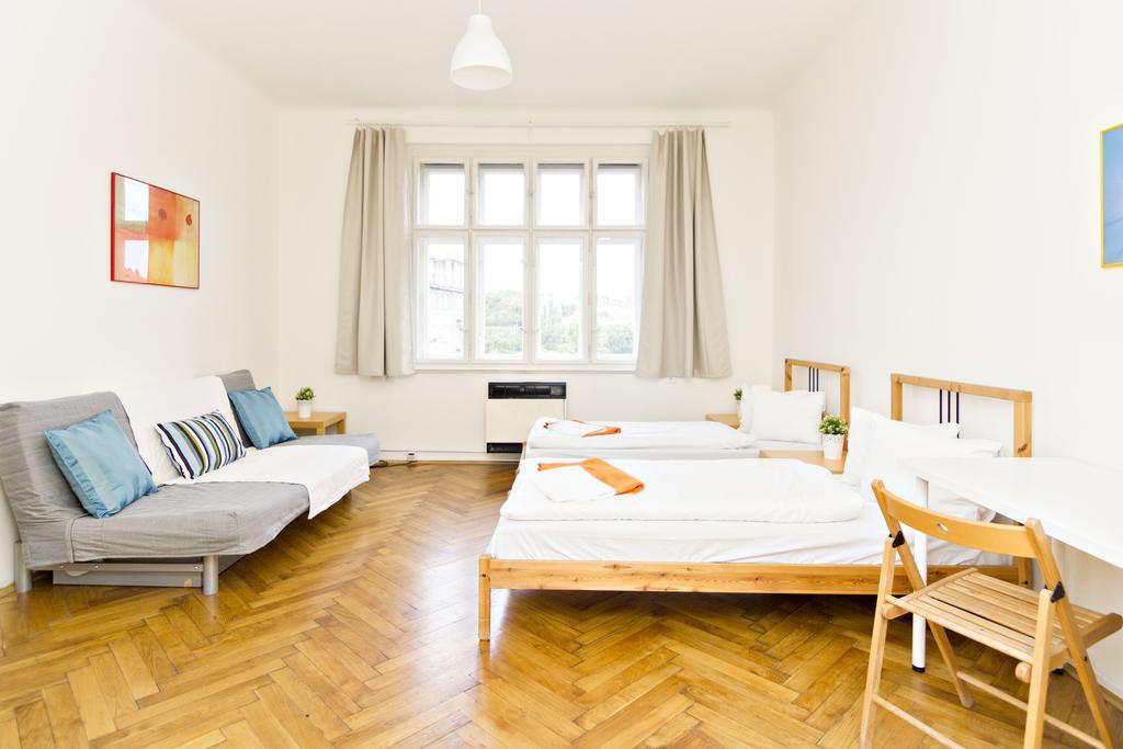Apartments With 2 Bathrooms- 5 Minutes From Old Town - 102 M2 براغ المظهر الخارجي الصورة