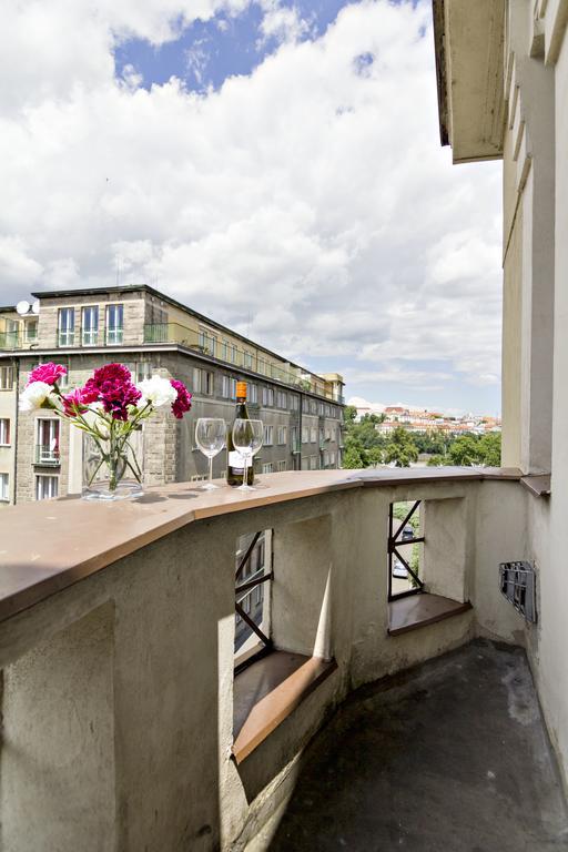 Apartments With 2 Bathrooms- 5 Minutes From Old Town - 102 M2 براغ المظهر الخارجي الصورة