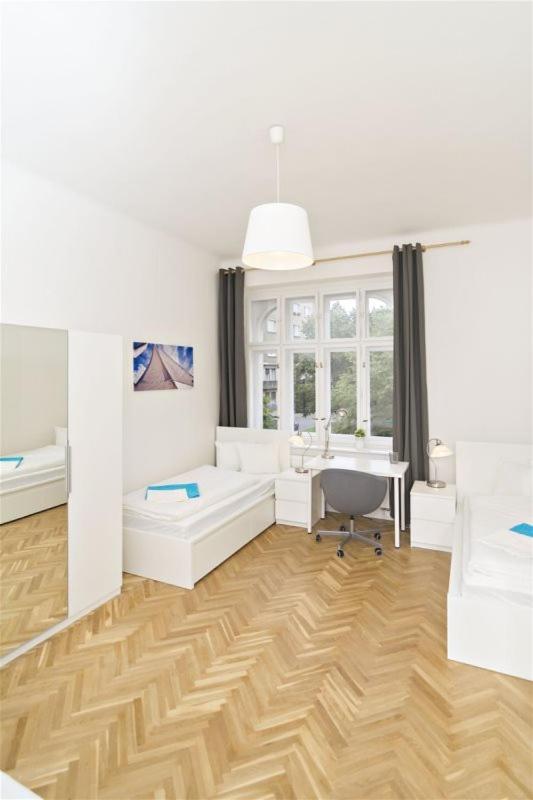 Apartments With 2 Bathrooms- 5 Minutes From Old Town - 102 M2 براغ المظهر الخارجي الصورة