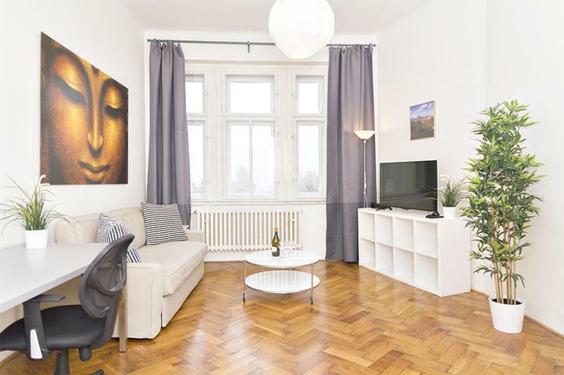 Apartments With 2 Bathrooms- 5 Minutes From Old Town - 102 M2 براغ المظهر الخارجي الصورة