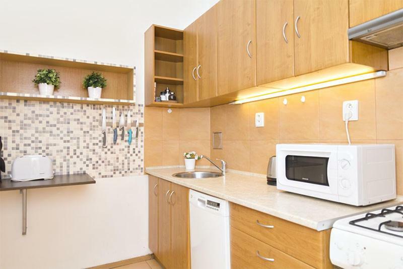 Apartments With 2 Bathrooms- 5 Minutes From Old Town - 102 M2 براغ المظهر الخارجي الصورة