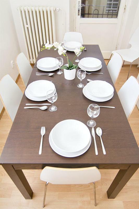 Apartments With 2 Bathrooms- 5 Minutes From Old Town - 102 M2 براغ المظهر الخارجي الصورة
